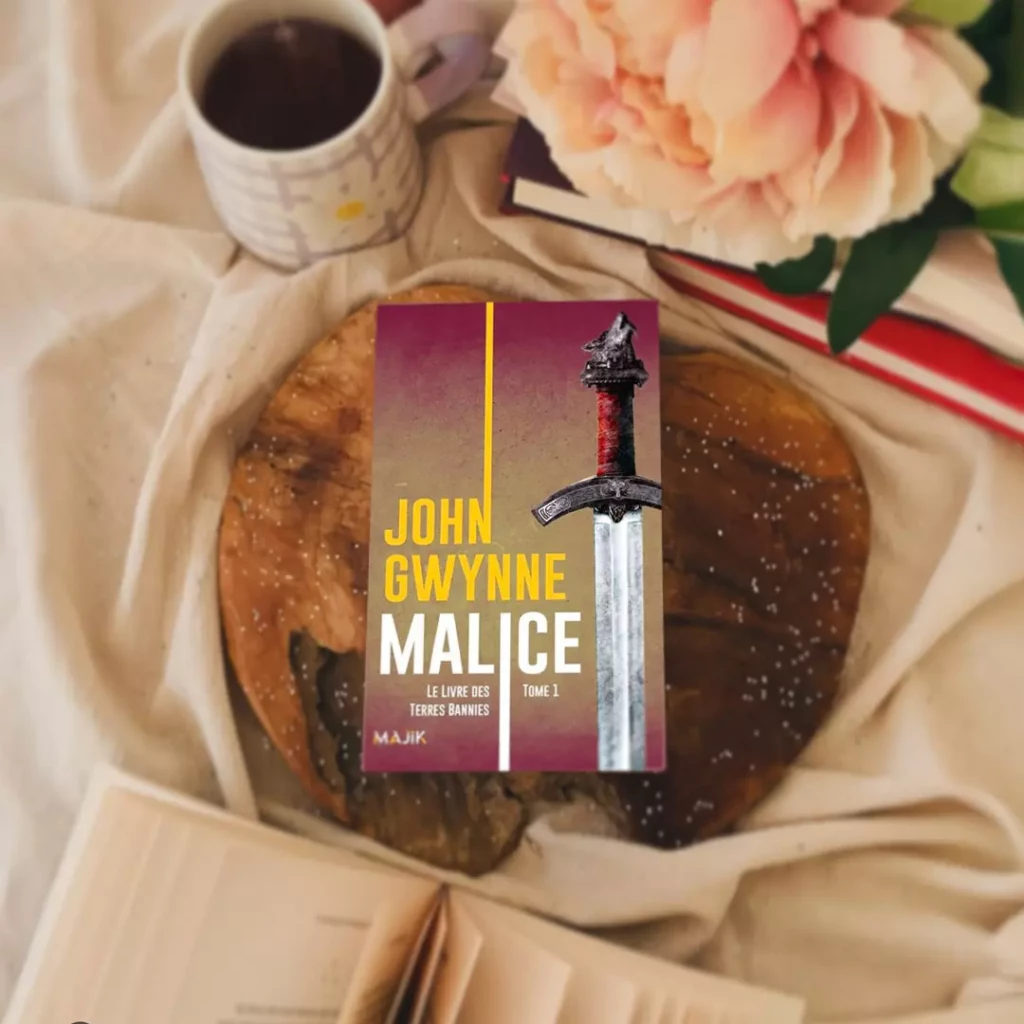 Couverture du roman Malice – Le livre des terres bannies de John Gwynne, premier tome d’une saga de fantasy chorale.