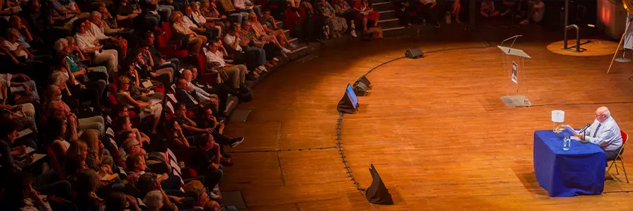 Rendez-vous de l'Histoire de Blois : liste des meilleurs salons du livre 2026