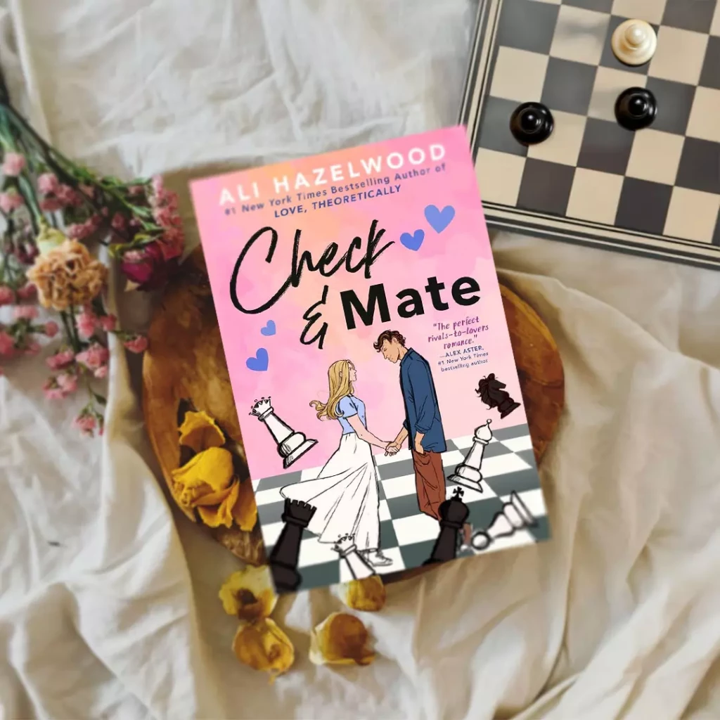 Couverture du roman Check & Mate d’Ali Hazelwood, une romance contemporaine autour du monde des échecs